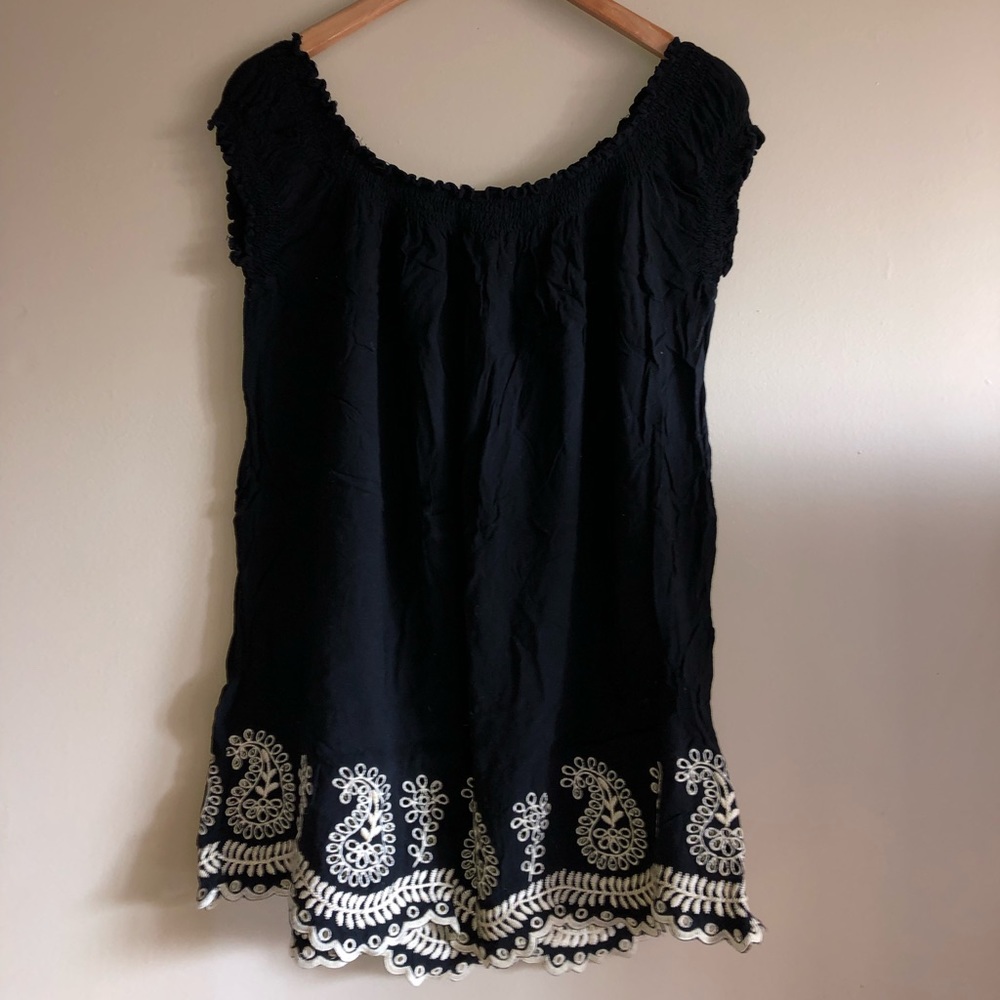 Black Flowy Dress !!